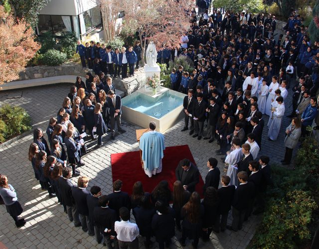 Fiesta Nustra Señora del Sagrado Corazón y Consagración IV Medio