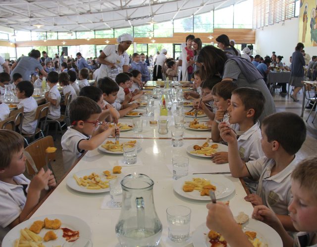 Almuerzo Kinder